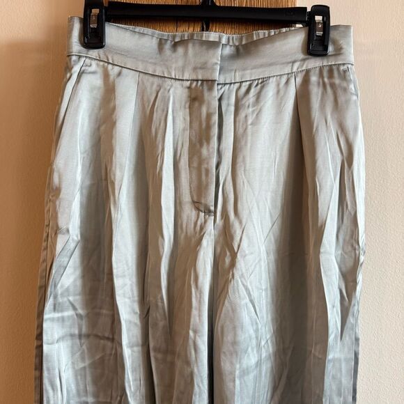 NWT Abercrombie Women’s Satin Tailored Wide Leg Pant - Silver 28 Long - Picture 4 of 9